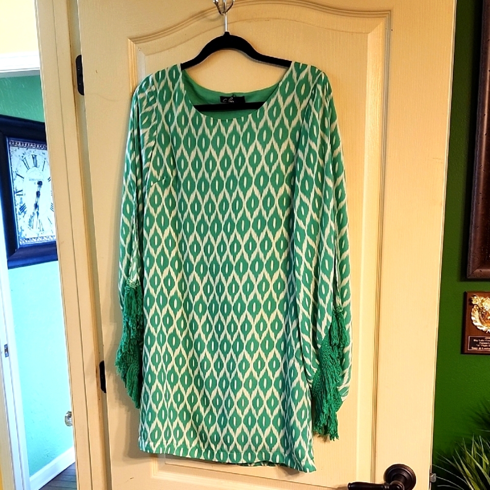 C. LUCE GREEN and WHITE PATTERNED MINI DRESS